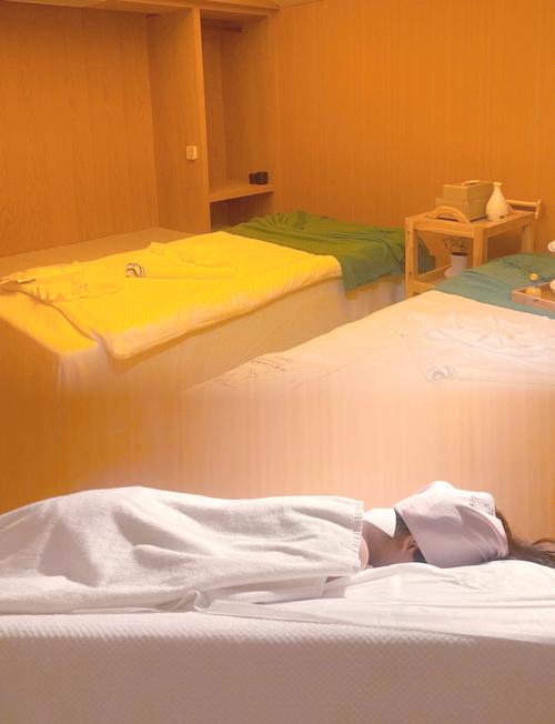 武汉桑拿保健推荐一下_武汉哪里有服务好的桑拿_武汉桑拿价格